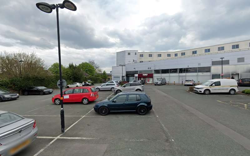 PoGo charge Charging Station EV Charging Station at Travelodge Car Park