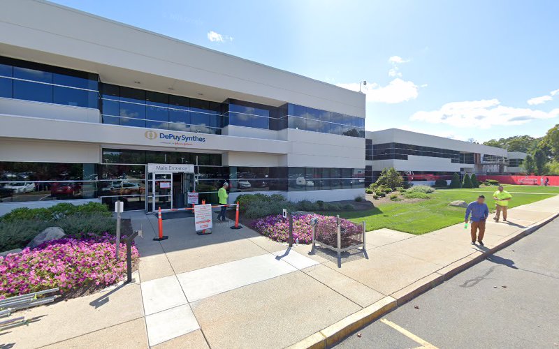 ChargePoint Charging Station EV Charging Station at Raynham