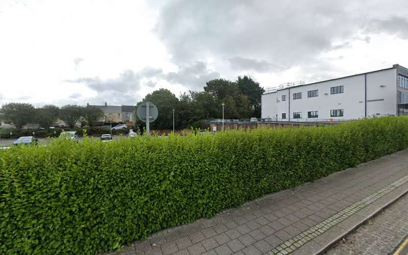 Dragon Charging Station EV Charging Station at Gordon St