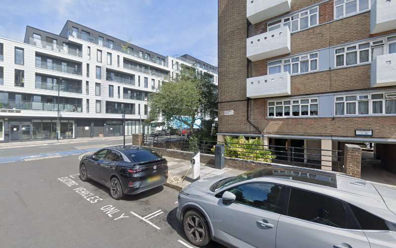 Source London Charging Station EV Charging Station at Scovell Rd