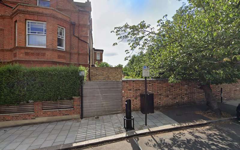 Bp pulse Charging Station EV Charging Station at Kestrel Ave