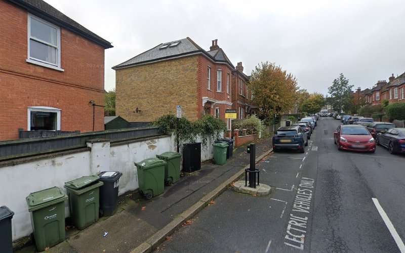 bp pulse Charging Station EV Charging Station at 86A Knights Hill