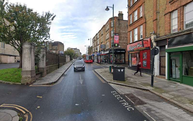Connected Kerb Charging Station EV Charging Station at Knights Hill