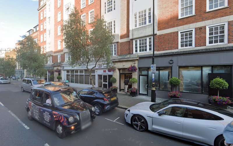 Shell Recharge Charging Station EV Charging Station at 87 Crawford St