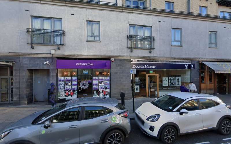 Source London Charging Station EV Charging Station at 105 Wilton Rd