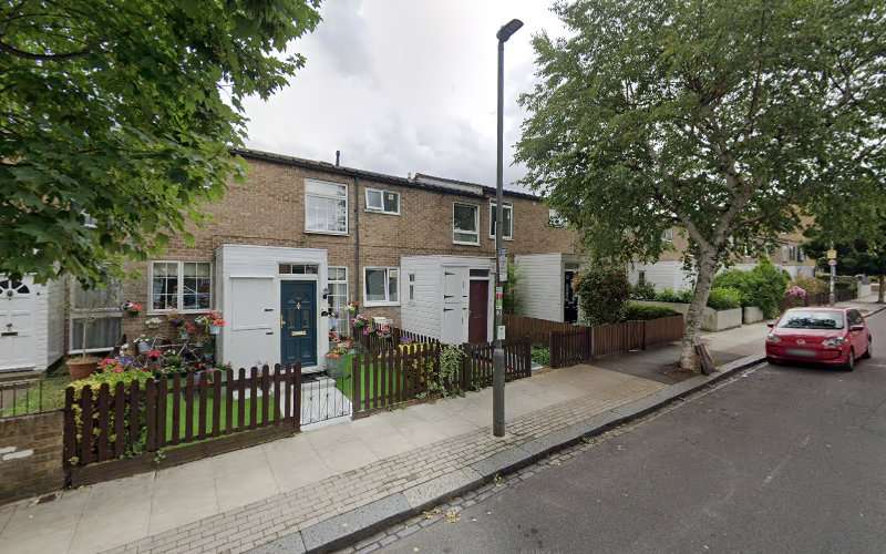 Shell Recharge Charging Station EV Charging Station at 15 Stormont Rd
