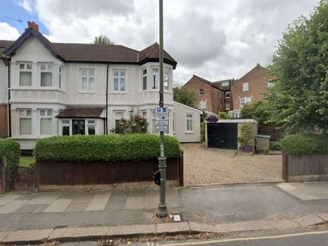 char.gy Charging Station in London United Kingdom of Great Britain and Northern Ireland