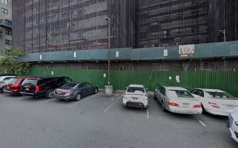 Blink Charging Station EV Charging Station at 886 Dahill Rd