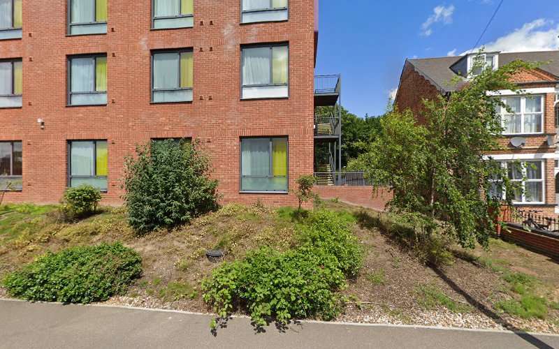 GeniePoint Charging Station EV Charging Station at Undercliff Rd W