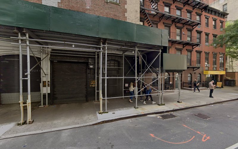 ViaLynk Charging Station EV Charging Station at 142 E 31st St