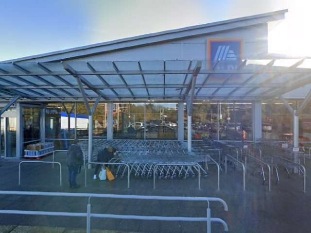 Community by Shell Recharge Charging Station in Honiton United Kingdom of Great Britain and Northern Ireland