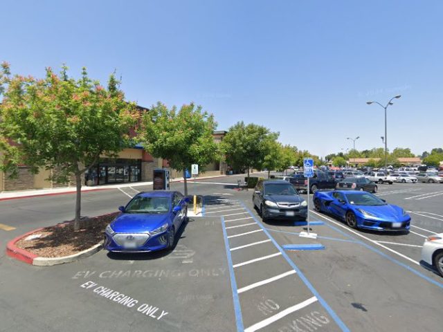 Shell Recharge Charging Station in Rancho Cordova California