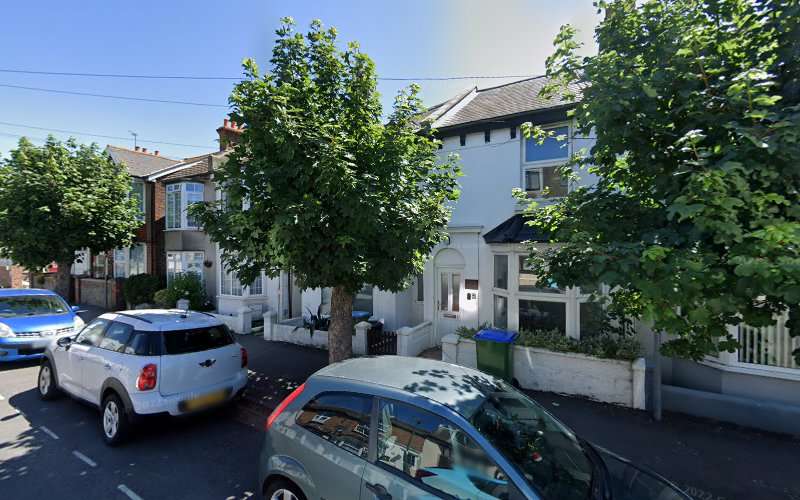 Connected Kerb Charging Station EV Charging Station at Crescent Rd