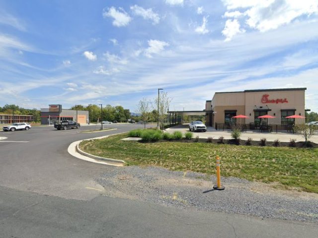 Tesla Supercharger in Lexington Virginia