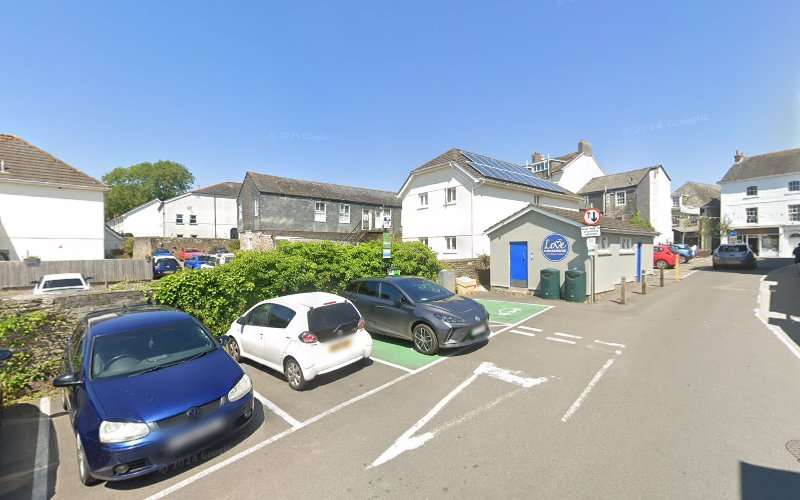 Fuuse Charging Station EV Charging Station at Car Park