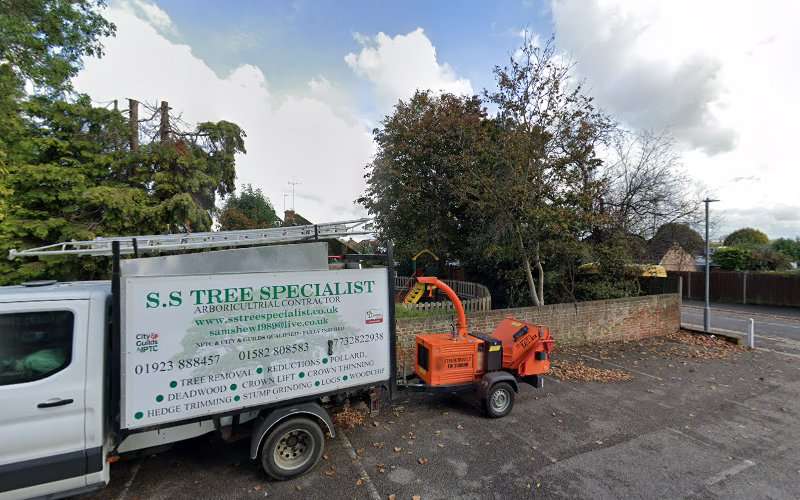 RAW Charging Station EV Charging Station at Tudor Arms Pub