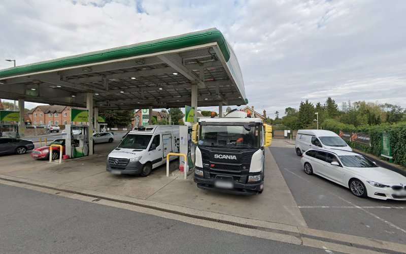 bp pulse Charging Station EV Charging Station at Connect