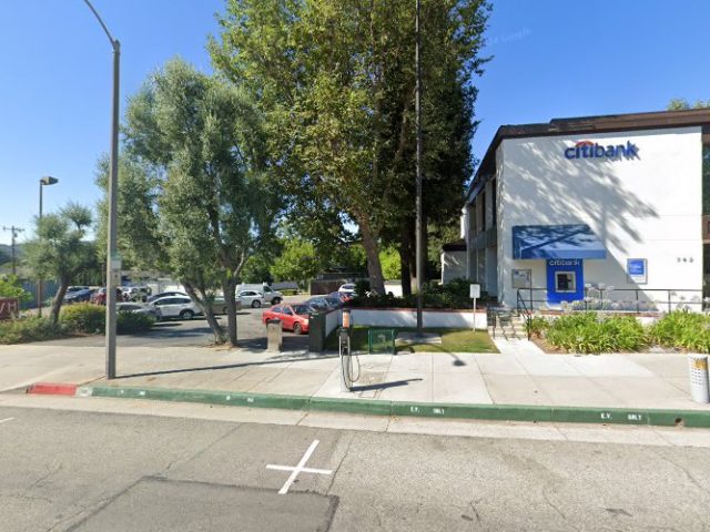 ChargePoint Charging Station in La Cañada Flintridge California