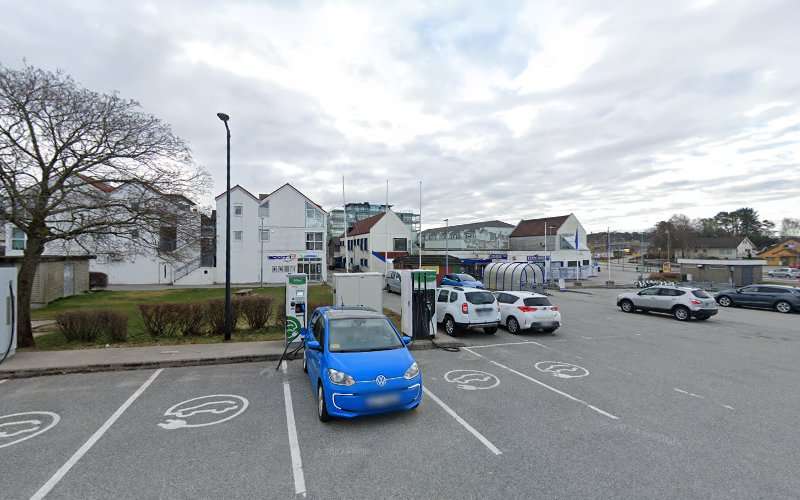 Eviny Charging Station EV Charging Station at Restaurationveien 10