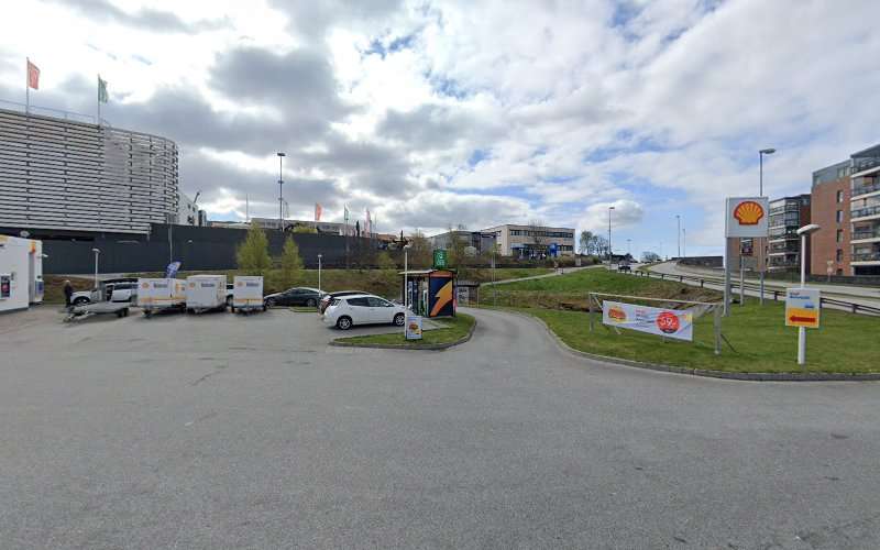 St1 Charging Station EV Charging Station at Madlaveien 263