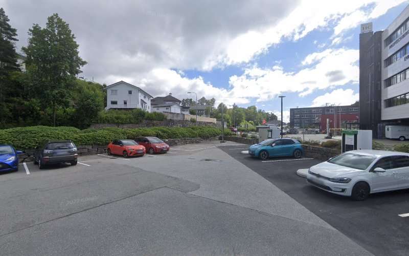 Eviny Charging Station EV Charging Station at Krokatjønnveien 11