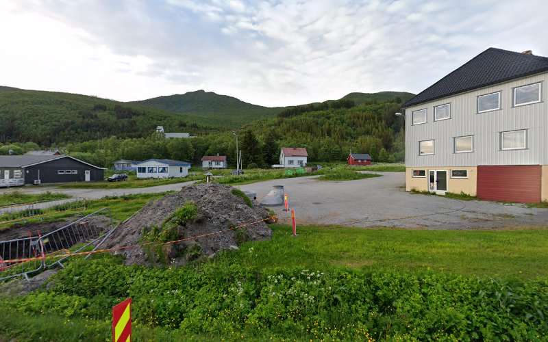 Ishavskraft AS Charging Station EV Charging Station at Bergsfjordveien 1775