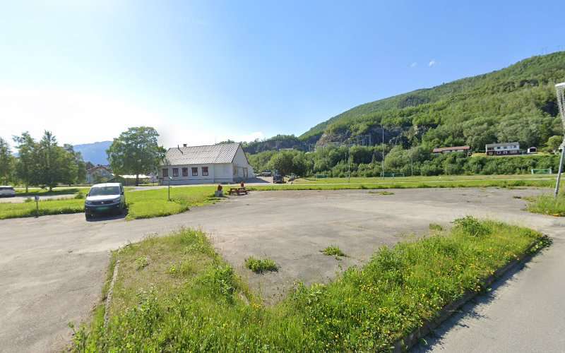 Eviny Charging Station EV Charging Station at F. L. Smiths vei