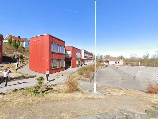 Fjell kommune/Meshcrafts Charging Station in Kolltveit Norway 5360