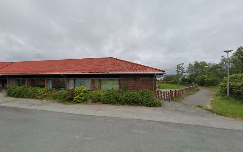 Porsche Destination Charging EV Charging Station at Horgestykket 17