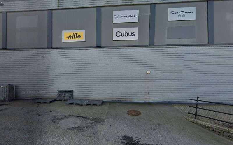 Uno-X eMobility Charging Station EV Charging Station at Stavlandsvegen 3