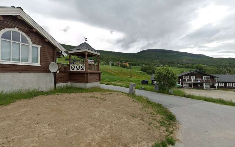 Porsche Destination Charging EV Charging Station at Gardsvegen 13
