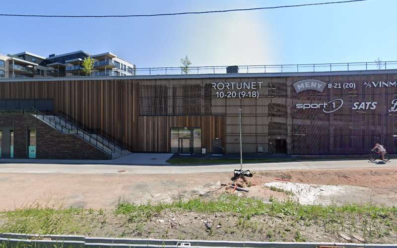 Eviny Charging Station EV Charging Station at Kirkealleen 1