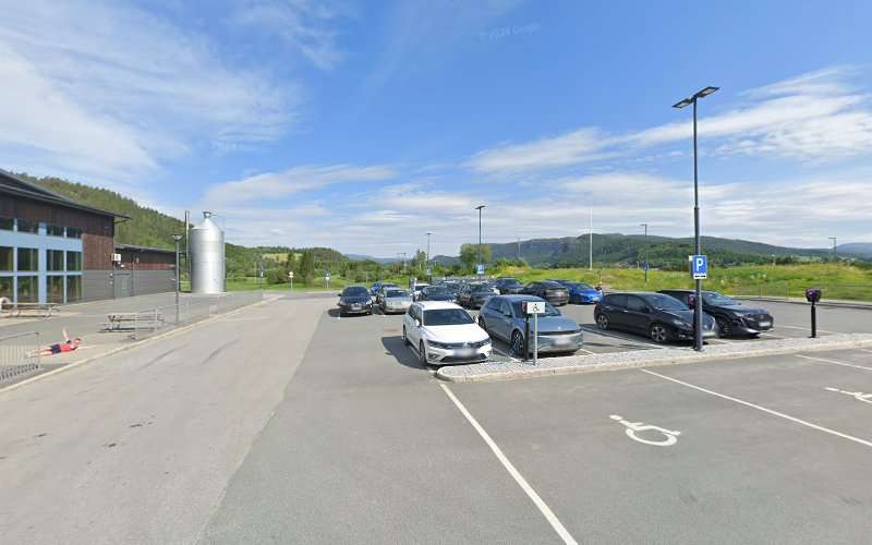 EasyPark Charging Station EV Charging Station at Namsosvegen 3420