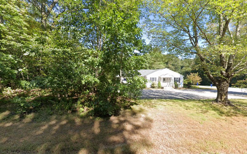 FLO Charging Station EV Charging Station at 207 Mashamoquet Rd