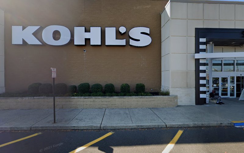 Shell Recharge Charging Station EV Charging Station at 918 Street Rd