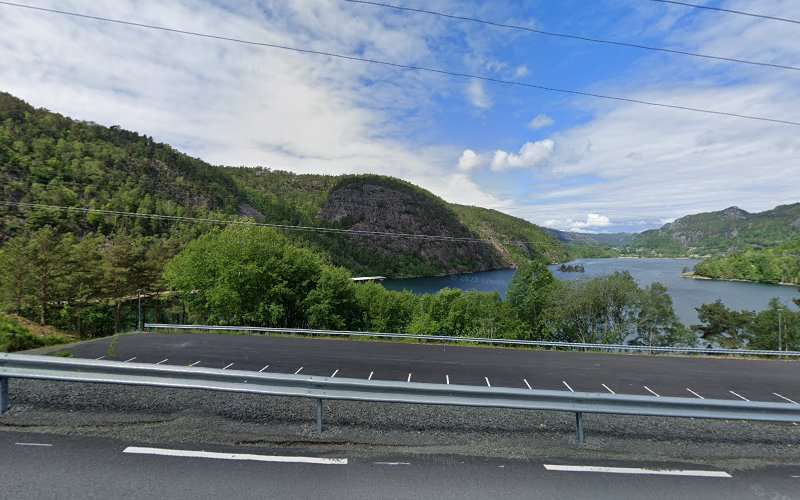 Mer Charging Station EV Charging Station at Tunveien 50