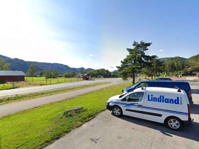 Eviny Charging Station in Eikenveien Norway 4596