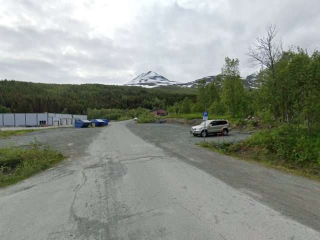 Eviny Charging Station in Lyngseidet Norway 9060