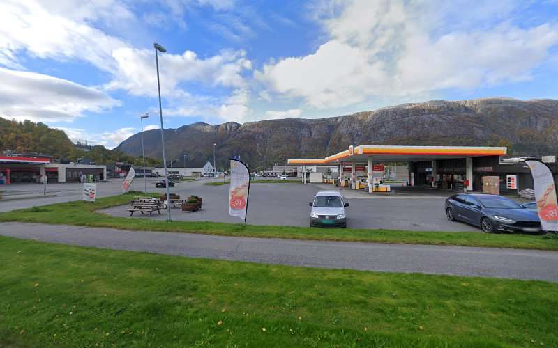 St1 charging station EV Charging Station at Naustgata 1