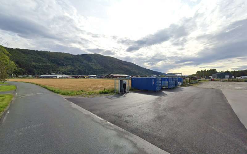 Sveen Auto AS Charging Station EV Charging Station at Øyskogvegen 5