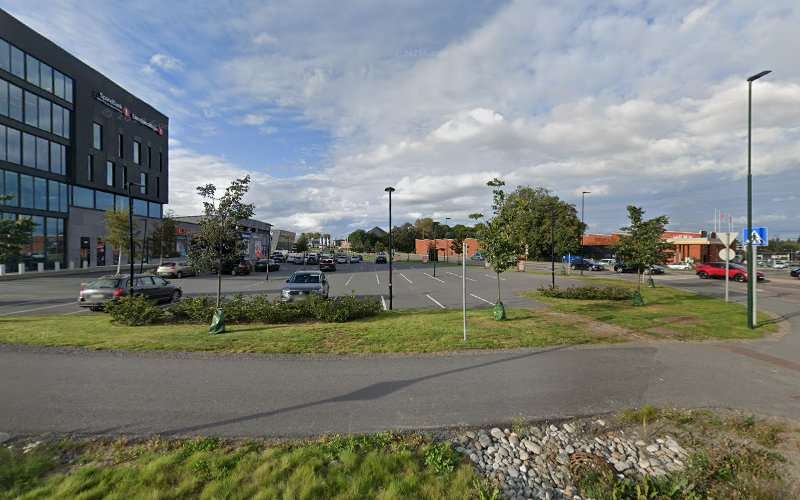 Kople Charging Station EV Charging Station at 1526 Moss