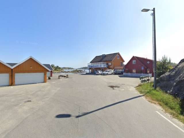 Charge365 Charging Station in Gjeving Norway 4912