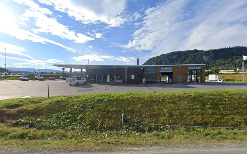 Monta Charging Station EV Charging Station at Snøfuglvegen 2