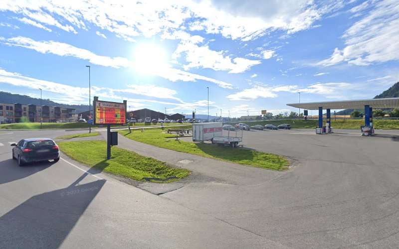 Uno-X eMobility Charging Station EV Charging Station at 2