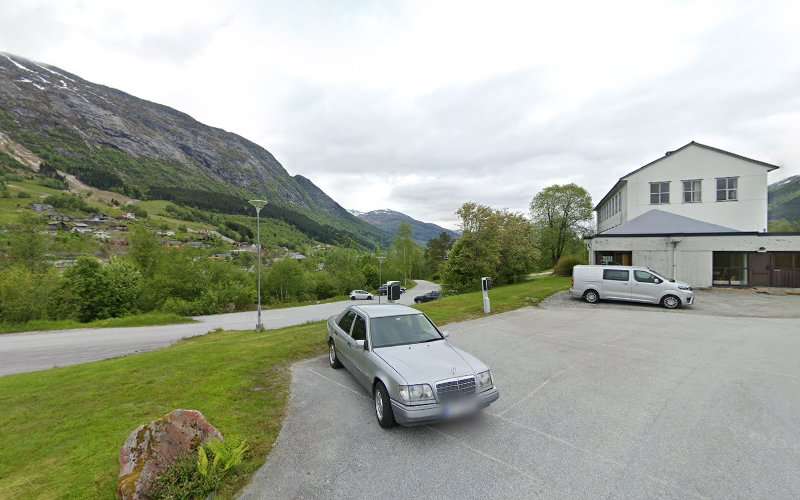 Lade i Norge Charging Station EV Charging Station at 34 Lergrovbakke SUNNFJORD VASSENDEN