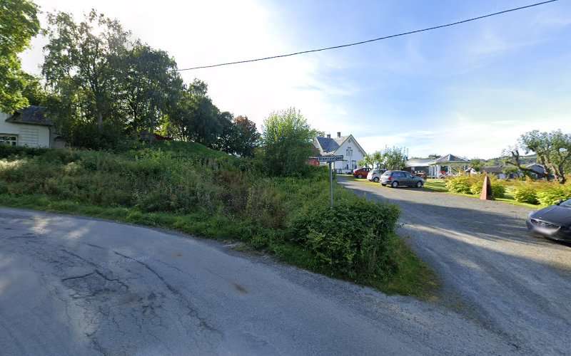 Strømnes - oldefars gjestehus Charging Station EV Charging Station at Sundsnesvegen 8