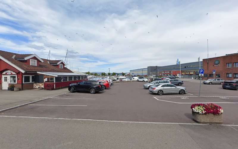 Lade i Norge Charging Station EV Charging Station at Havnegaten