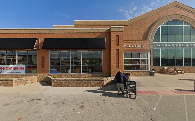 Electric Vehicle Charging Station EV Charging Station at 1750 Bradford Ln