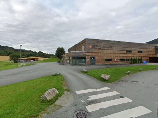Lundamo skole/Melhus kommune Charging Station in Lundamo Norway 7232