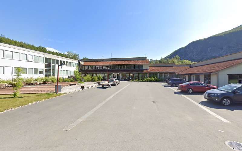 Polar kraft Charging Station EV Charging Station at 906 Nedre